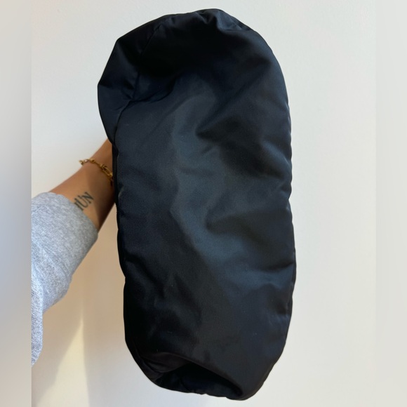 RARE VINTAGE Prada Nylon Tote with Leather Handle - Picture 4 of 9